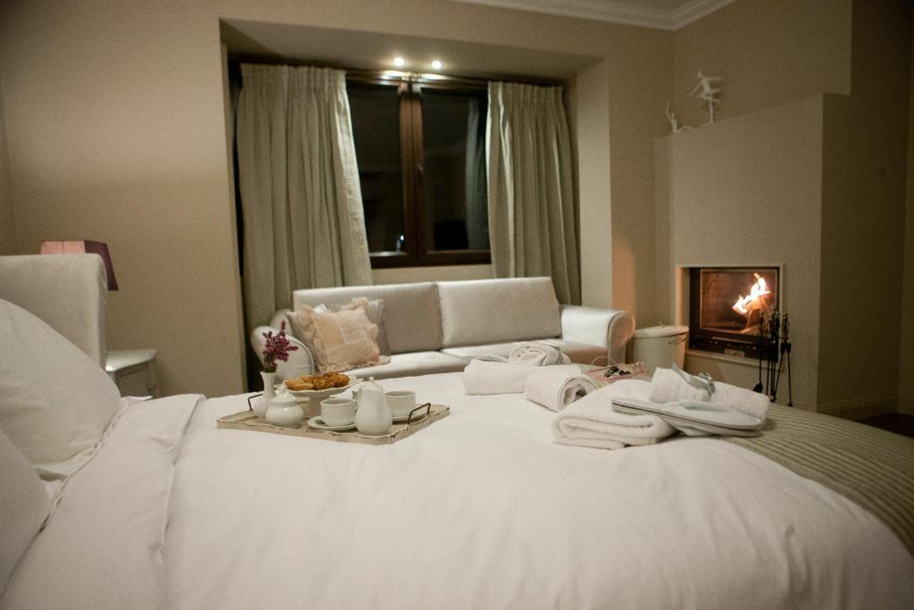 Melies Boutique Hotel Káto Loutrákion Szoba fotó