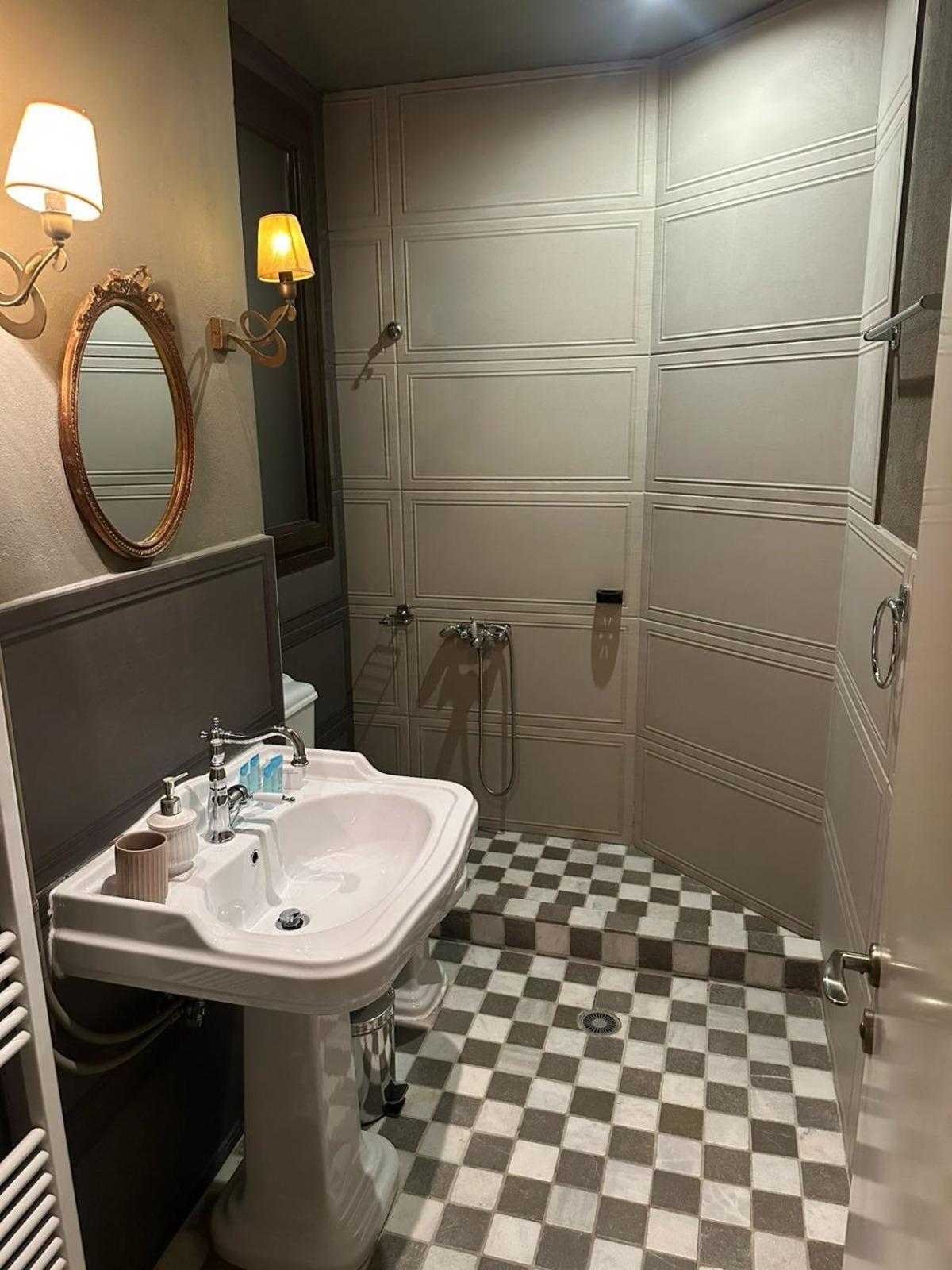 Melies Boutique Hotel Káto Loutrákion Kültér fotó
